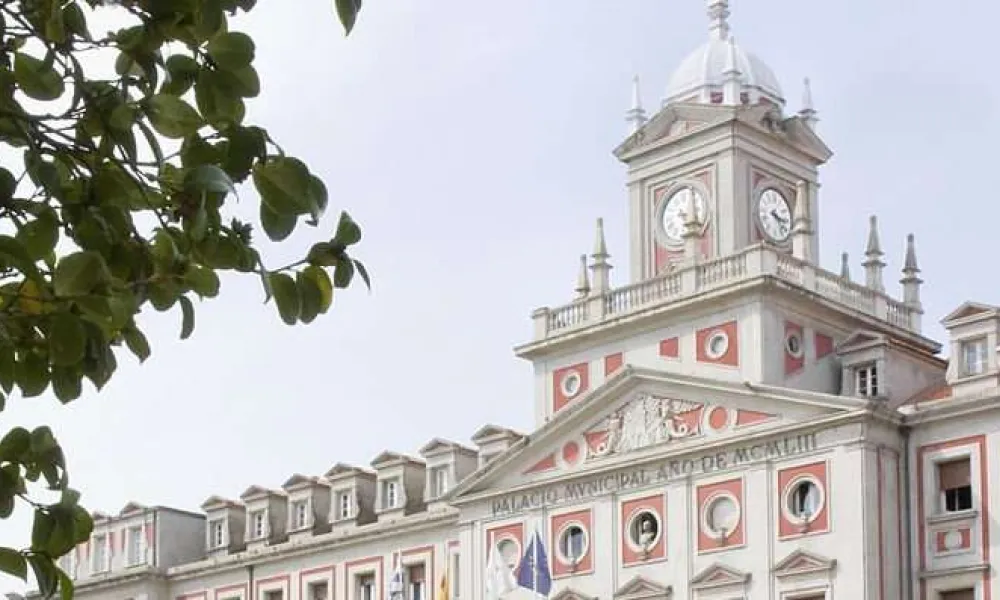 La reciente aprobación de la Ley 5/2024, de 27 de diciembre, de medidas fiscales y administrativas de Galicia, ha traído consigo la regulación y fortalecimiento del papel de las Entidades Colaboradoras de Certificación de la Conformidad Municipal (ECCOM).